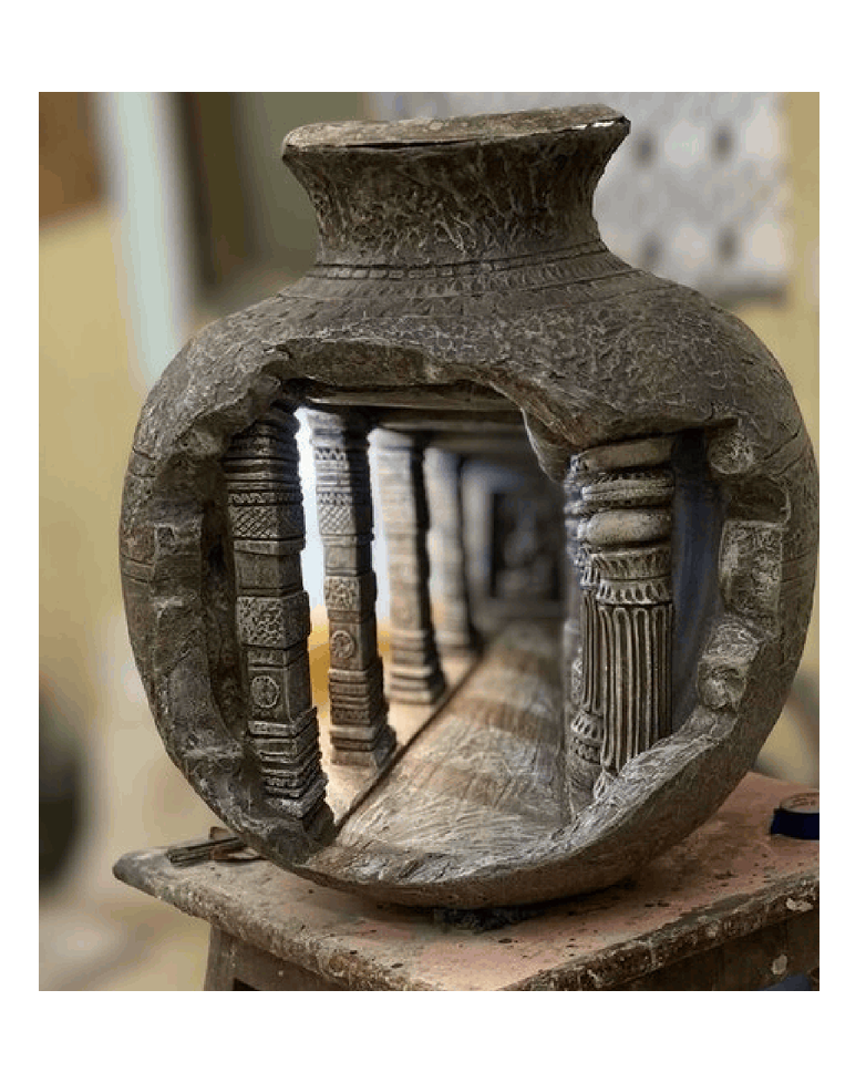 Timeless Vase Secondary image